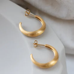 byBiehl® Danmark Guldøreringe<Ocean Flow Hoops Large